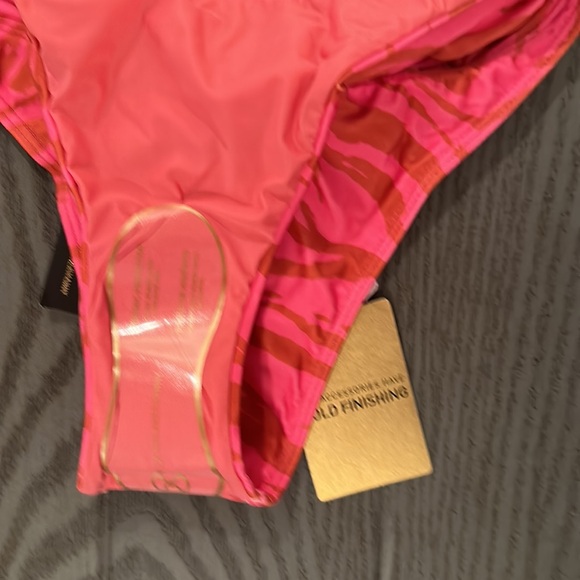 Vix Swim- New . MSRP$230.00 🌴🌴🌴 - Picture 13 of 13